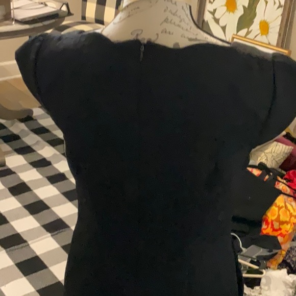 Liz Claiborne black dress so classy Aline tapestry type fabric - Picture 5 of 10